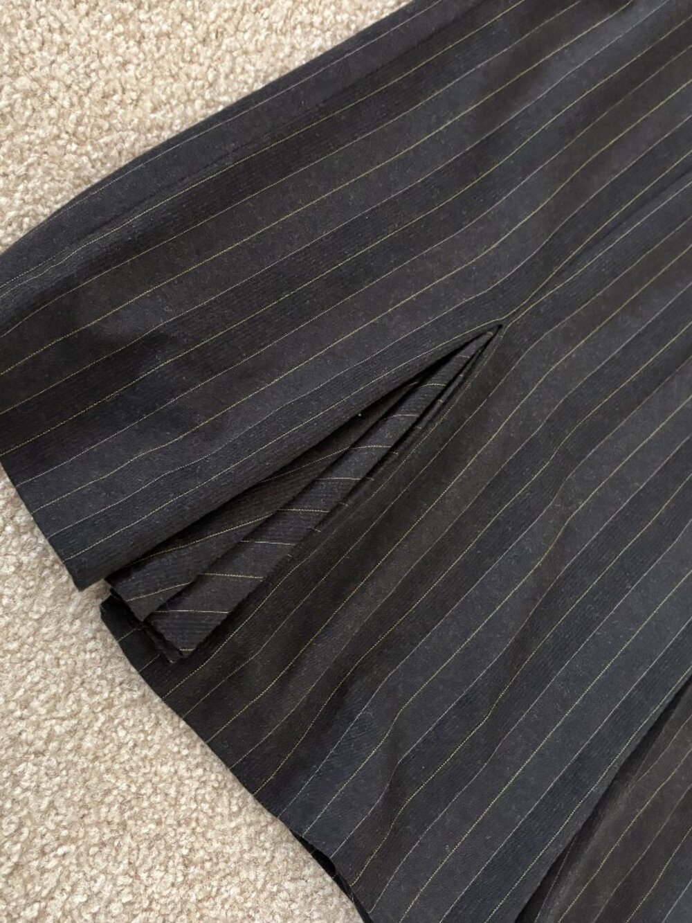 CLUB MONACO Black Pinstripe Wool Blend Pencil Skirt Old Money Luxury Size 4 - Picture 7 of 8